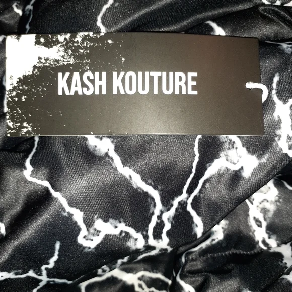 KASH KOUTURE PUFFER COAT BLACK REVERSIBLE AND DETACHABLE HOOD 4 POCKETS SIZE S